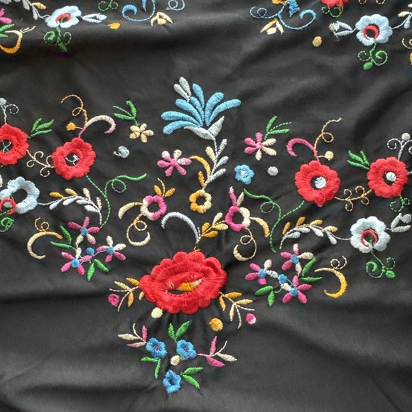 VTG Black Polyester Floral Embroidery Piano Triangle Shawl‎ Boho Hippie Shrug main image 0